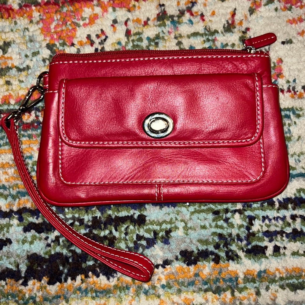 ILI (New York) Smooth RED Leather Wristlet